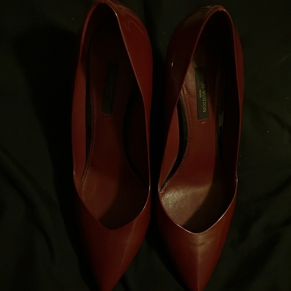 Vintage authentic Louis Vuitton red heels 85 millimeter. - Picture 5 of 8